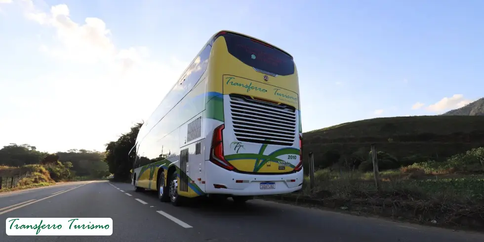 Fretamento de Ônibus: Entenda o que é e Como Funciona
